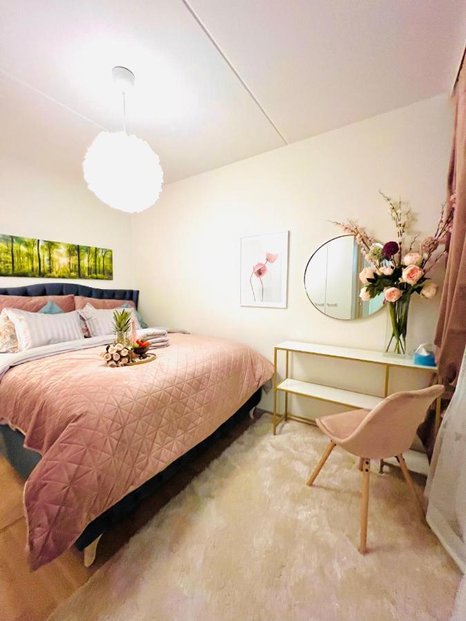 Huoneisto Luxury Of Aristocrats Near Airport And Jumbo Vantaa