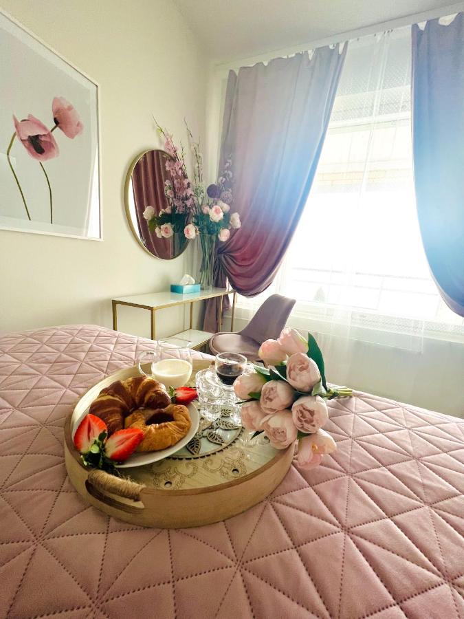 Luxury Of Aristocrats Near Airport And Jumbo
