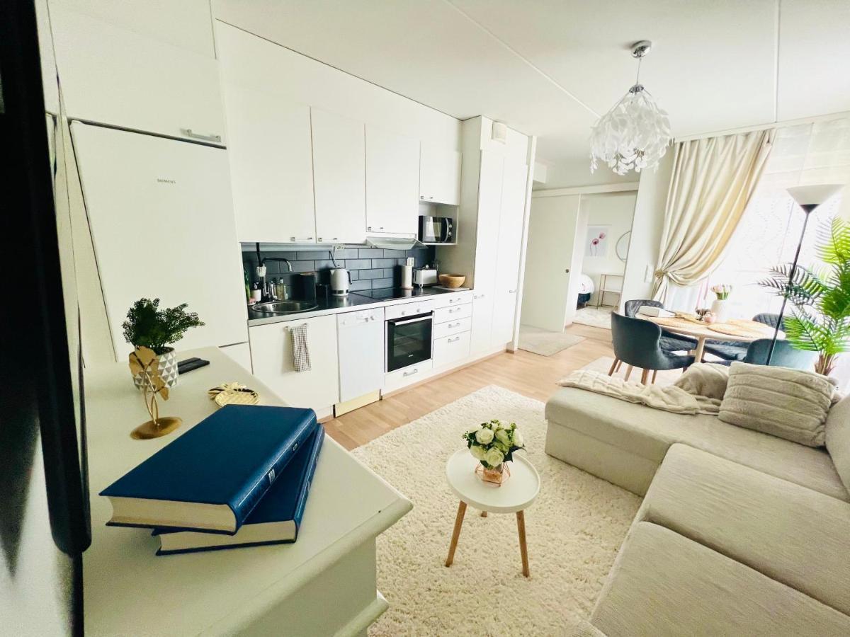 Huoneisto Luxury Of Aristocrats Near Airport And Jumbo *