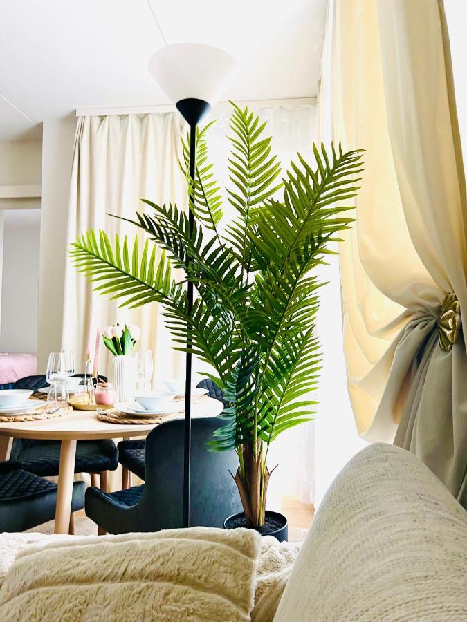Luxury Of Aristocrats Near Airport And Jumbo Huoneisto